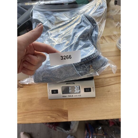 Zara Cropped Denim Jacket XS Frayed Raw Hem Western Cowgirl Light Wash Pockets - Picture 5 of 5